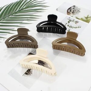 Package of 4 hair clips